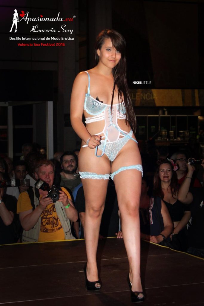 Desfile Apasionada en Valencia Sex Festival
